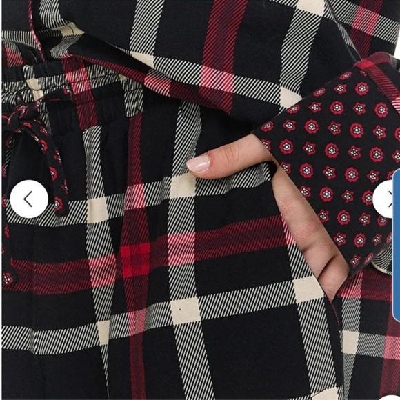 Vera Bradley Pajama Set - Picture 4 of 8